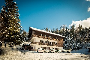Hotel CASA ALPINA wakacje