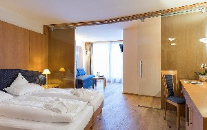 Hotel FAMILY RESORT RAINER wakacje