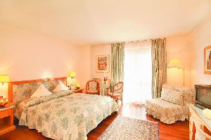 Hotel TSCHURTSCHENTHALER wakacje