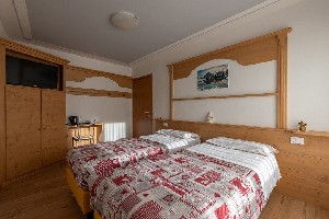 Hotel EDELWEISS wakacje