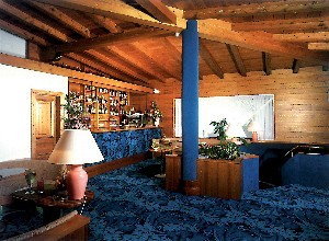 Hotel MAJONI wakacje