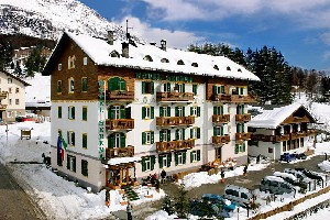 Hotel SERENA CORTINA wakacje