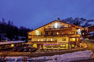 Hotel SPORT HOTEL CORTINA BARISETTI wakacje