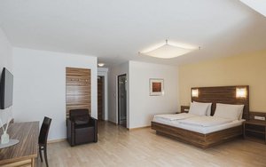 Hotel BRÖTZ wakacje