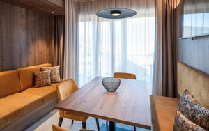Hotel RESIDENCE CORONES SUITES wakacje