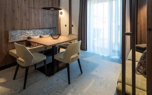 Hotel RESIDENCE CORONES SUITES wakacje