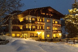 Hotel DOLOMITEN wakacje