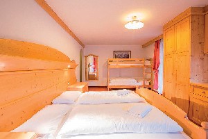 Hotel HOTEL & CHALET DIAMANT wakacje