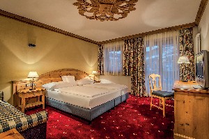 Hotel CORONA wakacje