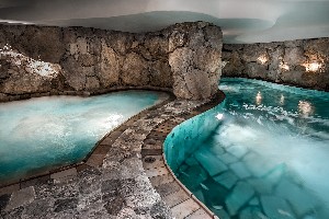 Hotel CORONA wakacje