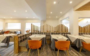 Hotel ACTIVE ALM MOENA wakacje