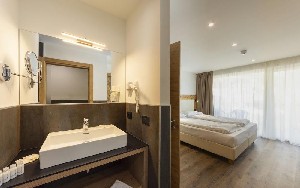 Hotel ACTIVE ALM MOENA wakacje