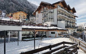 Hotel ACTIVE ALM MOENA wakacje