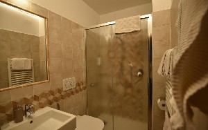 Hotel B&B CESA ROTIC wakacje