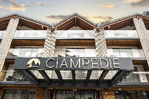 Hotel CIAMPEDIE LUXURY ALPINE SPA HOTEL wakacje