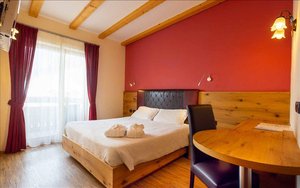 Hotel CREPEI wakacje