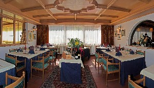 Hotel DOLOMITI wakacje