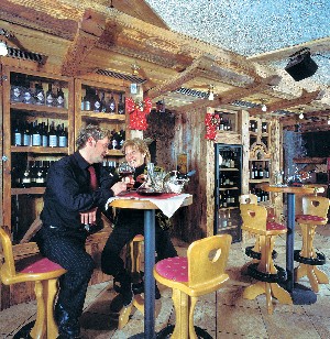 Hotel HOTEL & CLUB DOLOMITI wakacje