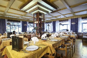 Hotel HOTEL & CLUB IL CAMINETTO S wakacje