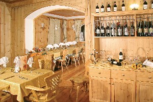 Hotel LUXURY HOTEL GRAND CHALET SOREGHES wakacje