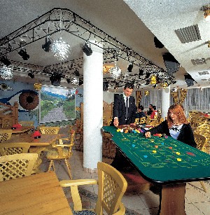 Hotel LUXURY HOTEL GRAND CHALET SOREGHES wakacje