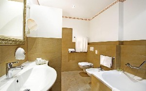 Hotel MIRABELL ALPINE GARDEN RESORT & SPA wakacje