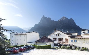 Hotel MIRABELL ALPINE GARDEN RESORT & SPA wakacje