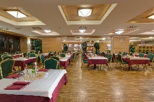 Hotel REGINA E FASSA wakacje