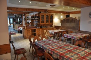 Hotel HOTEL DOLOMITI wakacje