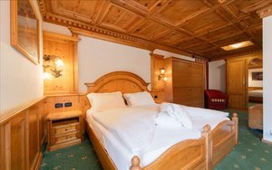 Hotel RELAIS GRÜNWALD wakacje