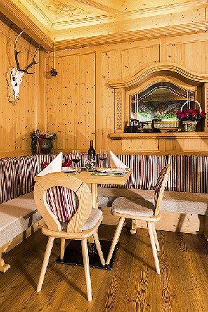 Hotel SMALL & LOVELY HOTEL ZALUNA wakacje