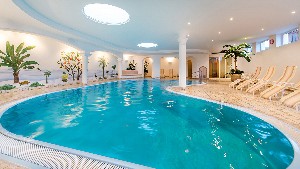 Hotel ALPENROYAL wakacje