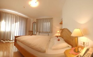 Hotel PERWANGER wakacje