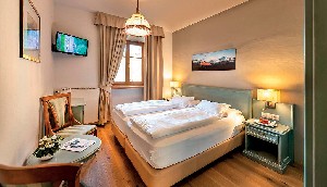 Hotel ZUM TURM wakacje