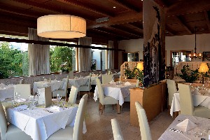 Hotel ZUM TURM wakacje