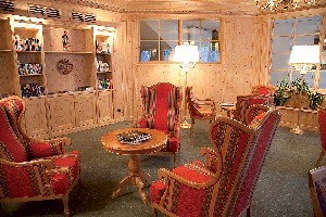 Hotel GRÜNER BAUM wakacje