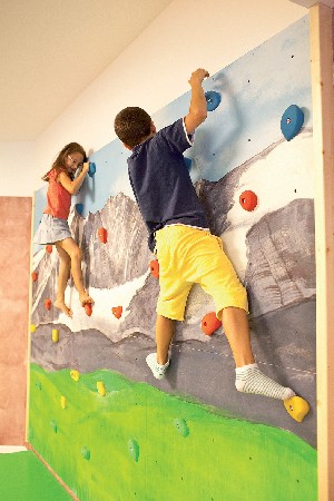 Hotel GRÜNER BAUM wakacje