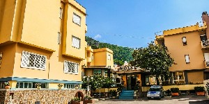 Hotel SAN PIETRO - MAIORI wakacje