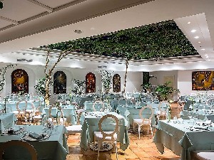 Hotel VILLA ROMANA wakacje