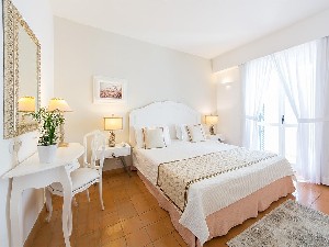 Hotel VILLA ROMANA wakacje