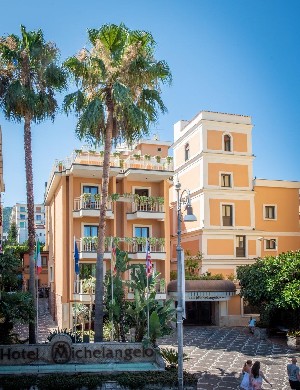 Hotel MICHELANGELO wakacje