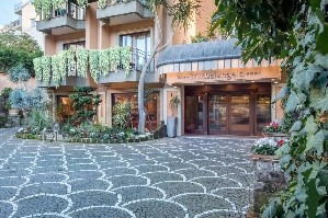 Hotel MICHELANGELO wakacje