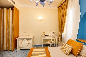 Hotel ZI’TERESA wakacje