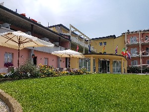 Hotel BELLA LAZISE wakacje