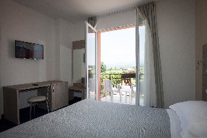 Hotel BELLA LAZISE wakacje