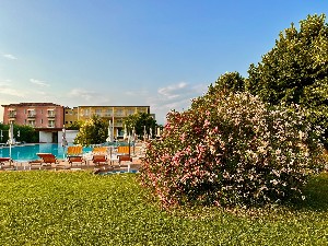 Hotel BELLA LAZISE wakacje