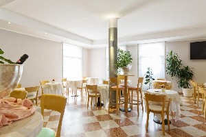 Hotel CLUB LA VELA wakacje