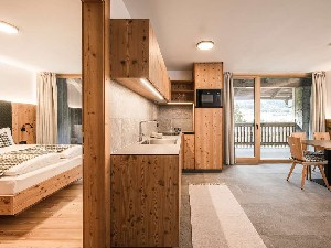 Hotel APARTMÁNY WIRTSHAUS & LENER wakacje