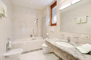 Hotel GARNI VILLA PATTIS wakacje