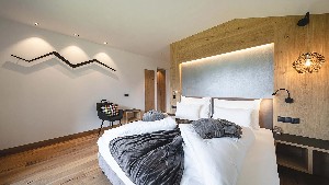 Hotel LAHNERHOF wakacje